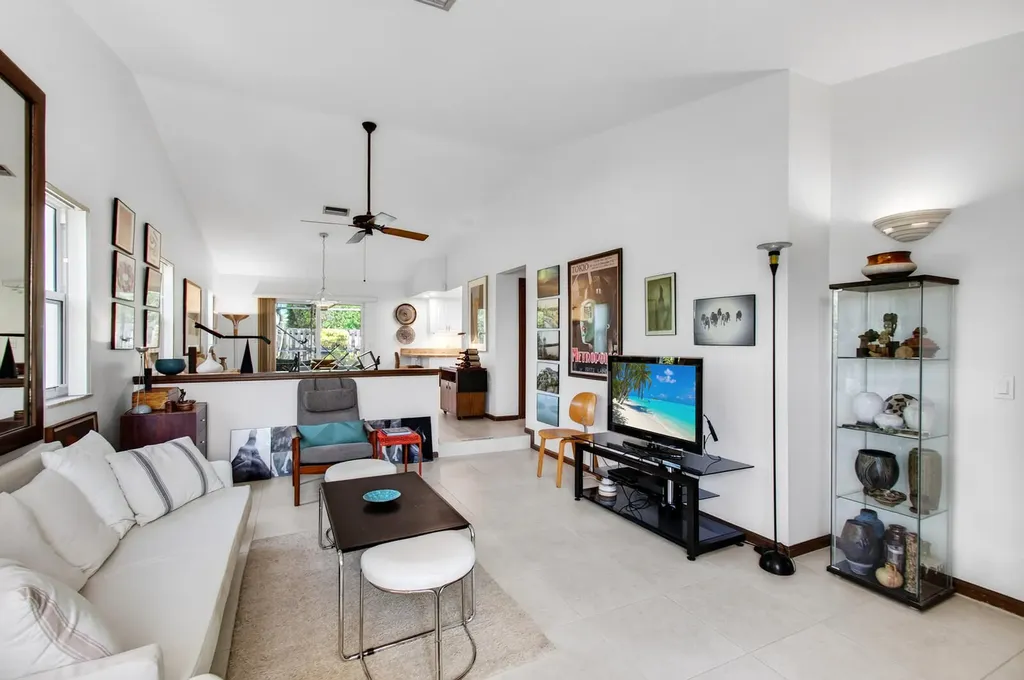 1315 N Lakeside Drive Lake Worth Beach FL 33460