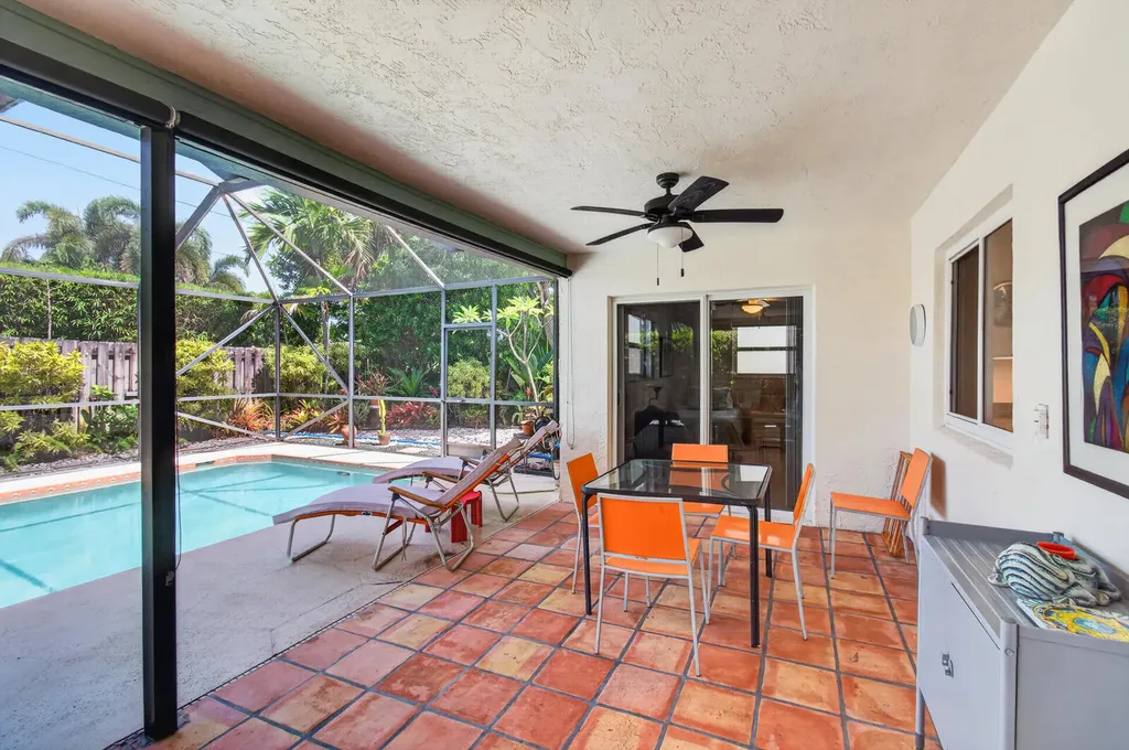 1315 N Lakeside Drive Lake Worth Beach FL 33460