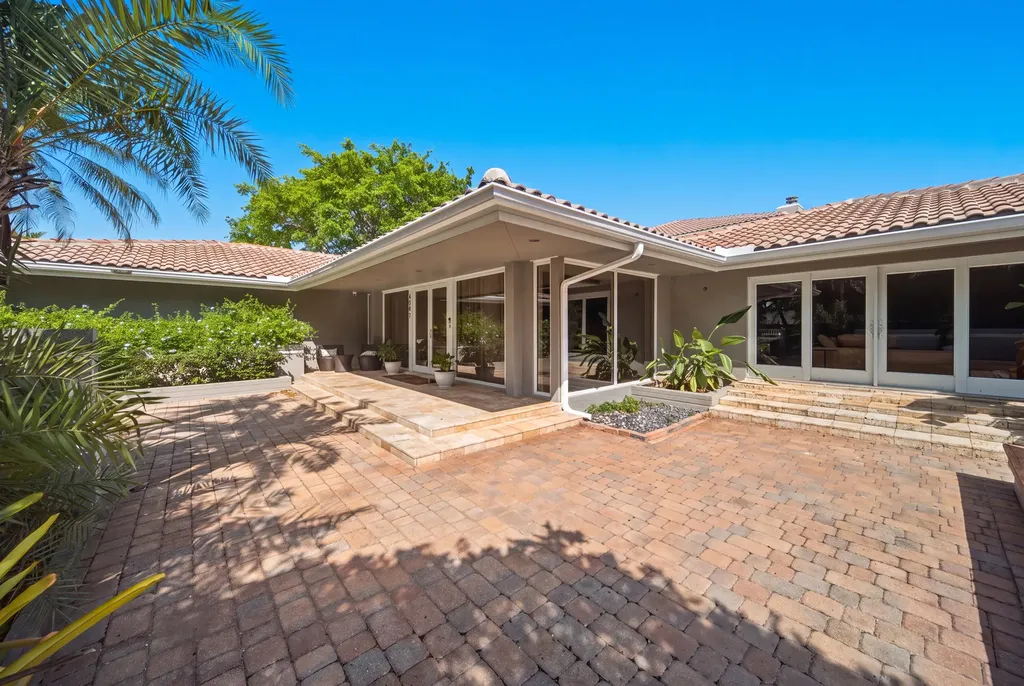 4351 NW 101st Drive Coral Springs FL 33065