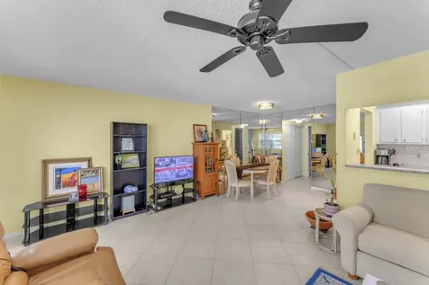 9 Prescott A Deerfield Beach FL 33442