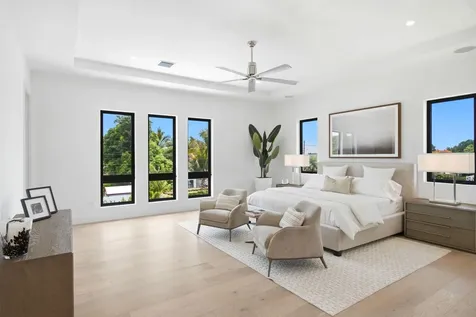 261 NW 8th Street Boca Raton FL 33432