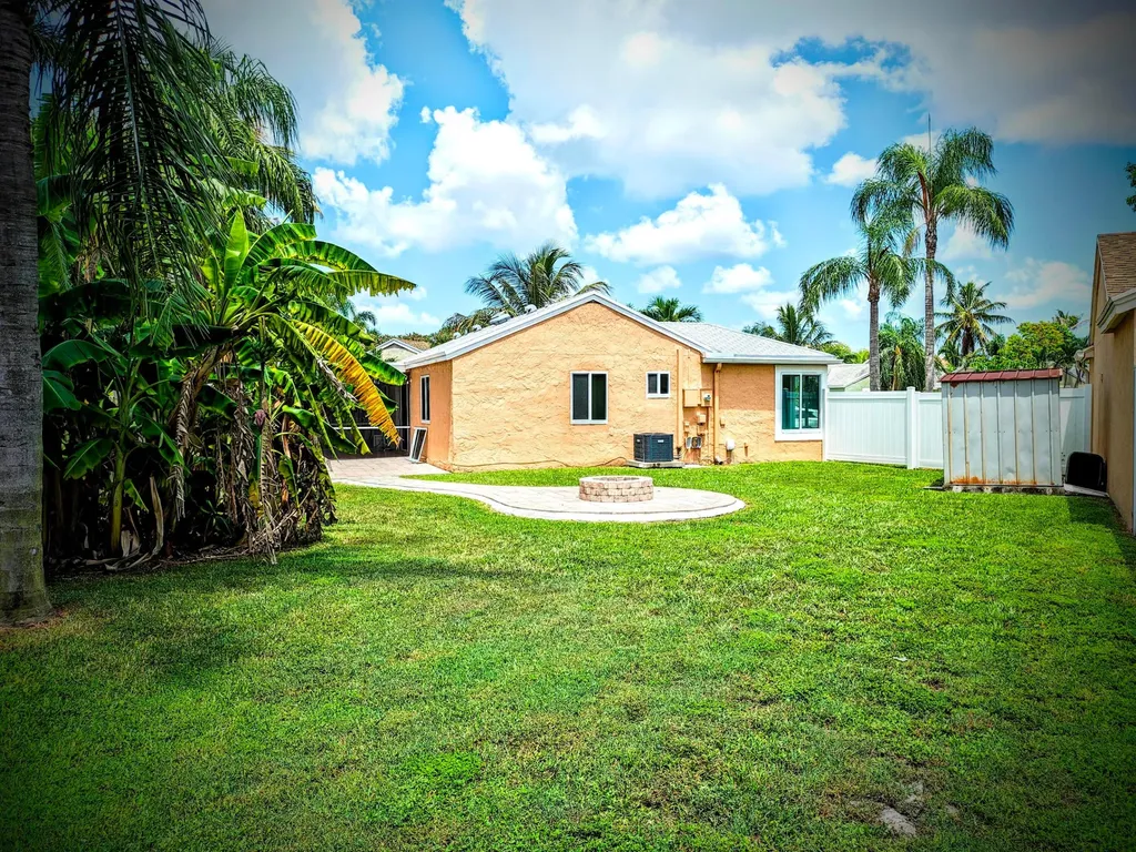 9785 Ridgecreek Road Boca Raton FL 33496
