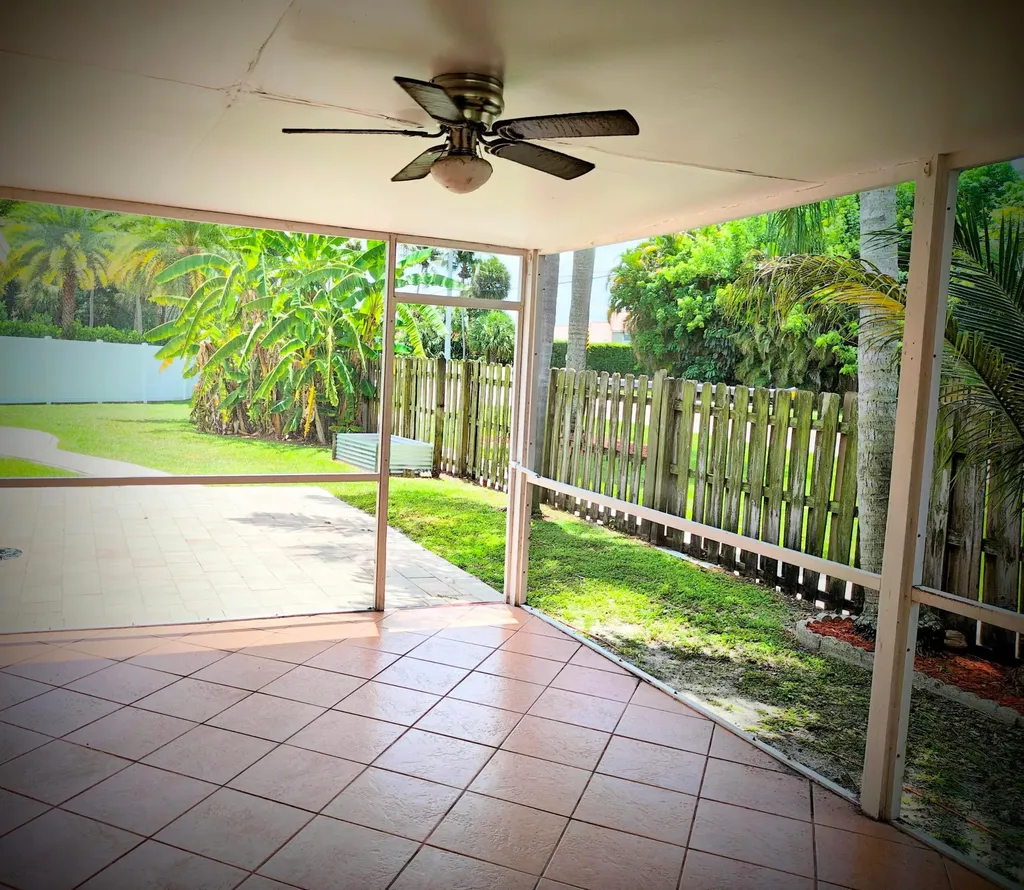 9785 Ridgecreek Road Boca Raton FL 33496