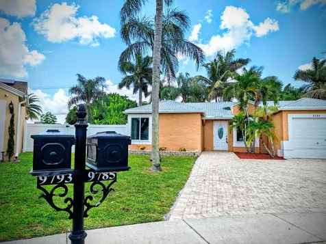 9785 Ridgecreek Road Boca Raton FL 33496