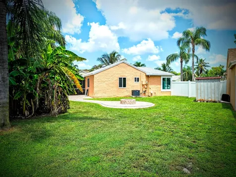 9785 Ridgecreek Road Boca Raton FL 33496