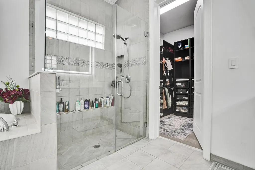 8655 NW 39th Court Coral Springs FL 33065