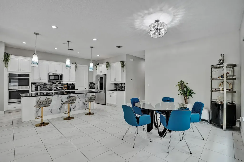 8655 NW 39th Court Coral Springs FL 33065