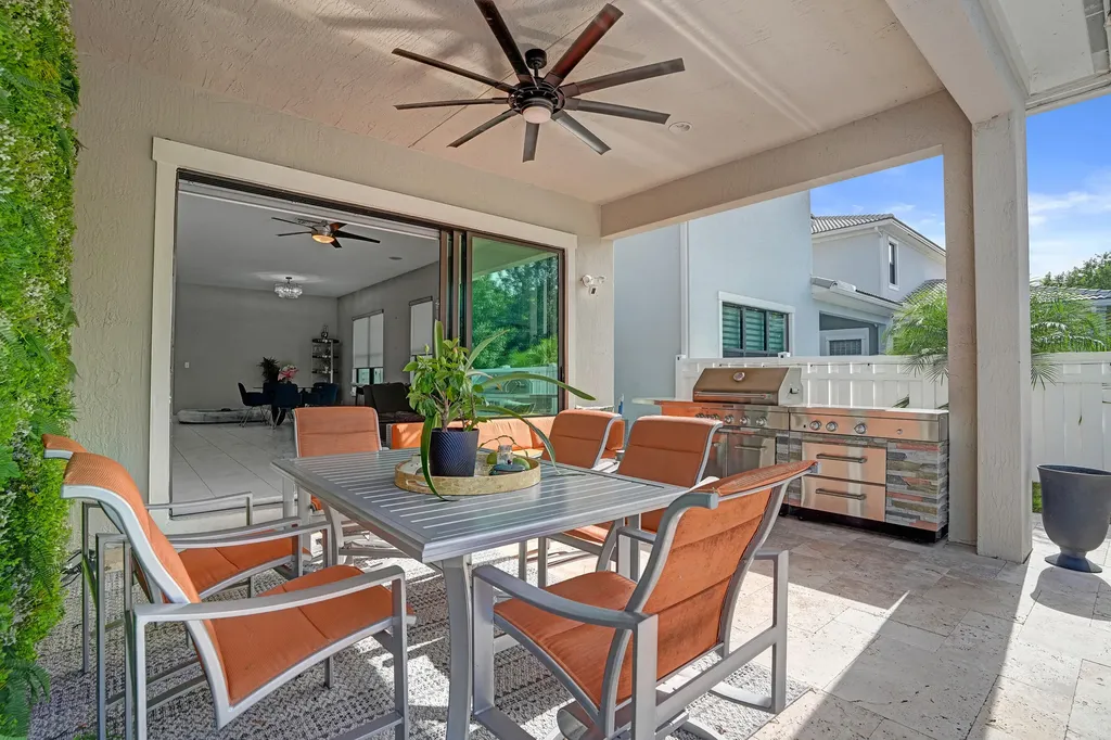 8655 NW 39th Court Coral Springs FL 33065