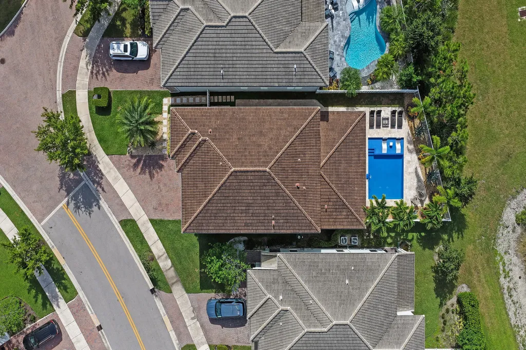8655 NW 39th Court Coral Springs FL 33065