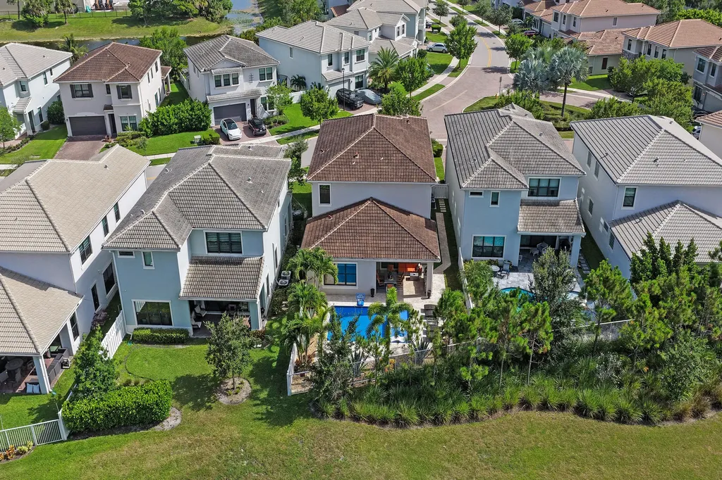 8655 NW 39th Court Coral Springs FL 33065