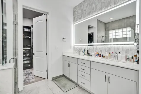 8655 NW 39th Court Coral Springs FL 33065