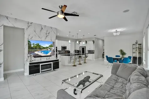 8655 NW 39th Court Coral Springs FL 33065
