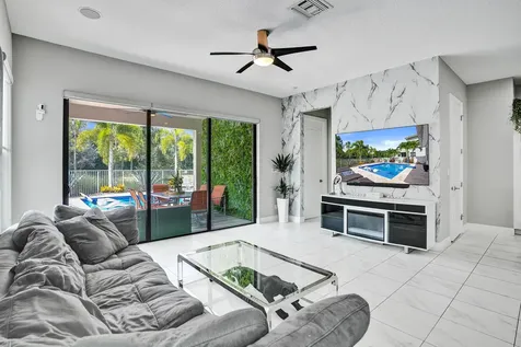8655 NW 39th Court Coral Springs FL 33065