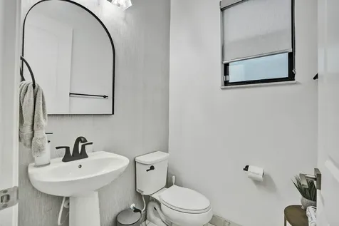 8655 NW 39th Court Coral Springs FL 33065