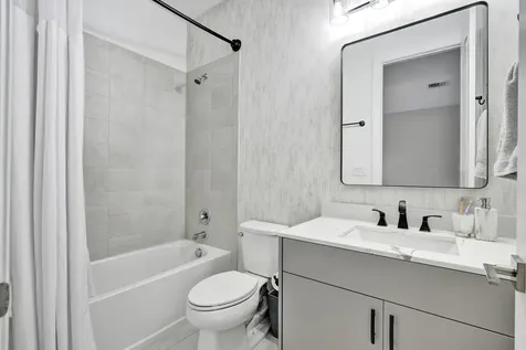 8655 NW 39th Court Coral Springs FL 33065