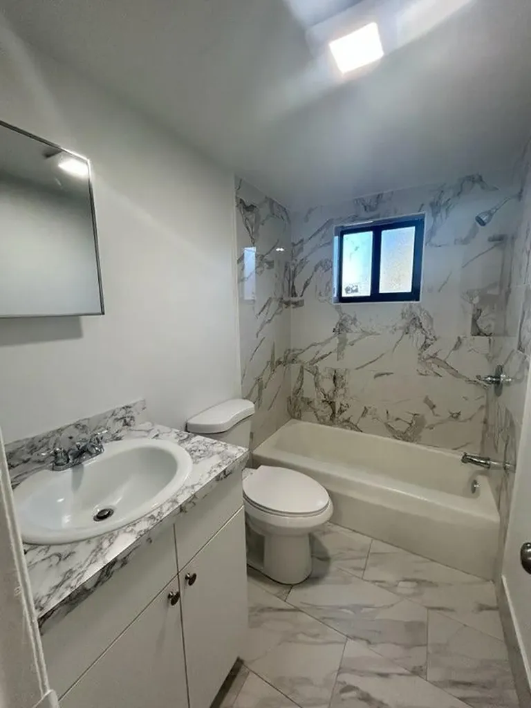 2545 Taft Street Hollywood FL 33020