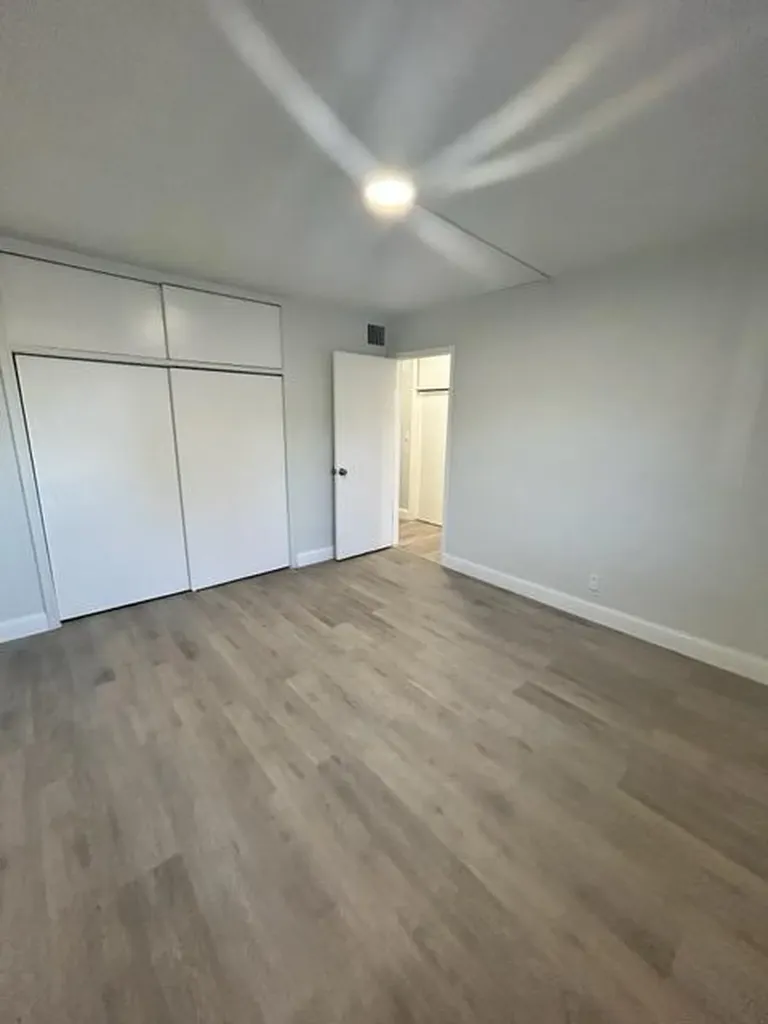 2545 Taft Street Hollywood FL 33020