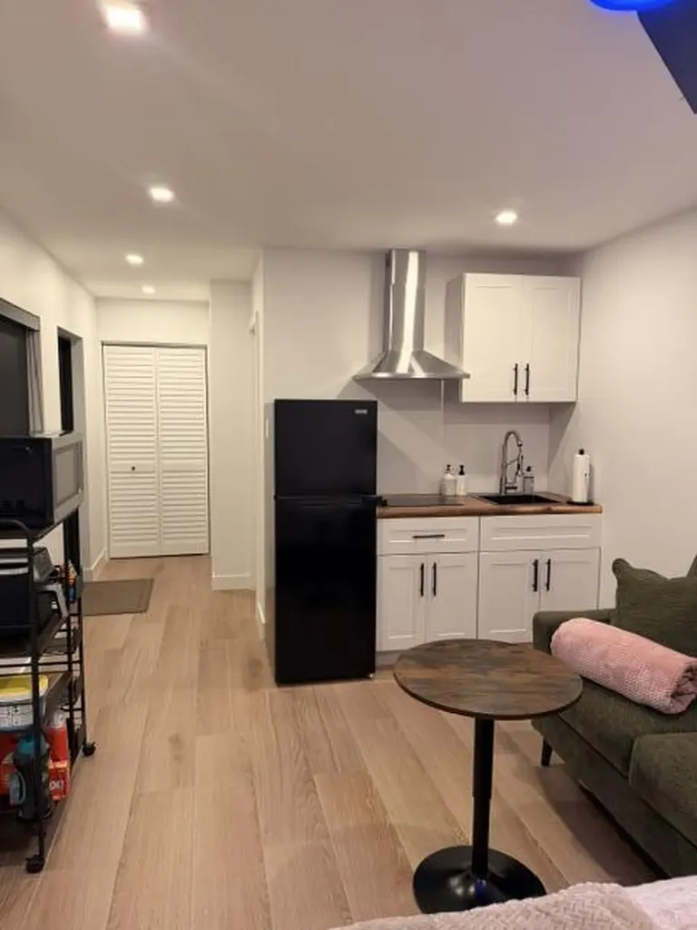 1025 NW 148th Street Miami FL 33168