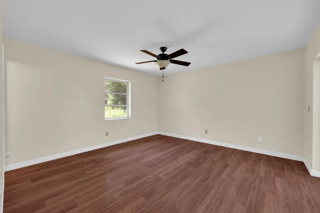 191 SW Ivanhoe Court Port St Lucie FL 34983