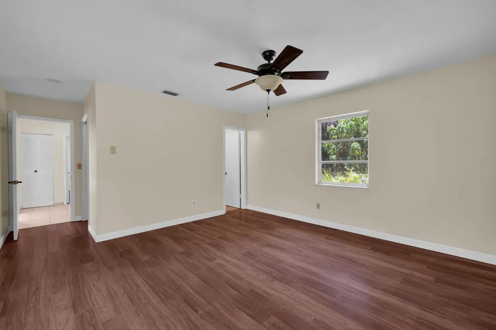 191 SW Ivanhoe Court Port St Lucie FL 34983