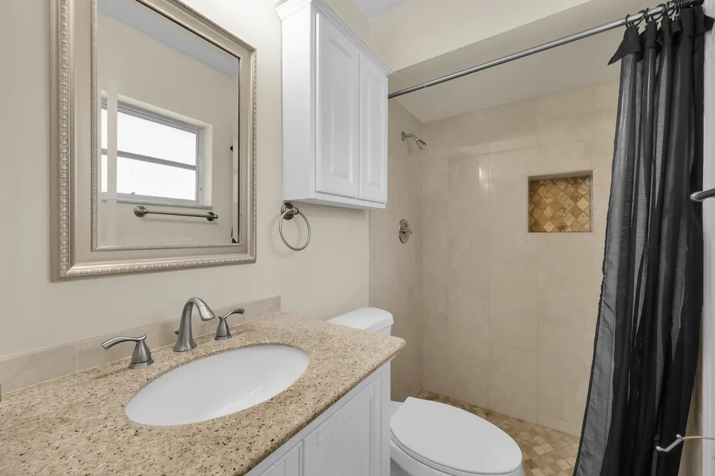 191 SW Ivanhoe Court Port St Lucie FL 34983