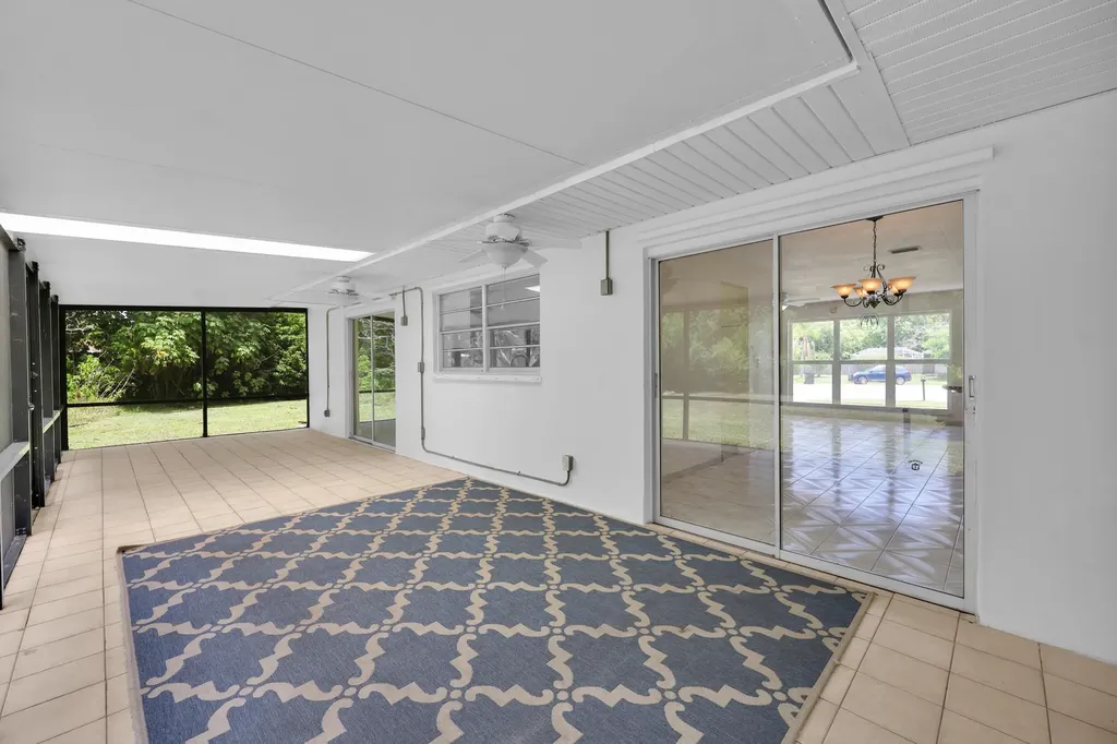 191 SW Ivanhoe Court Port St Lucie FL 34983