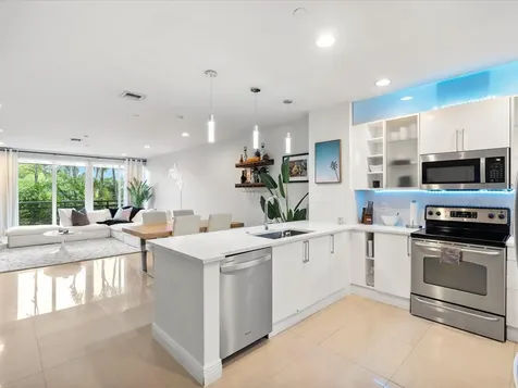 832 NE 19th Avenue Fort Lauderdale FL 33304