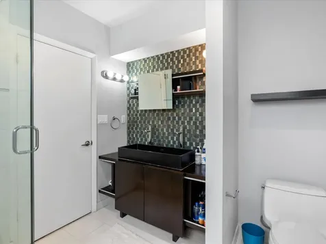 832 NE 19th Avenue Fort Lauderdale FL 33304