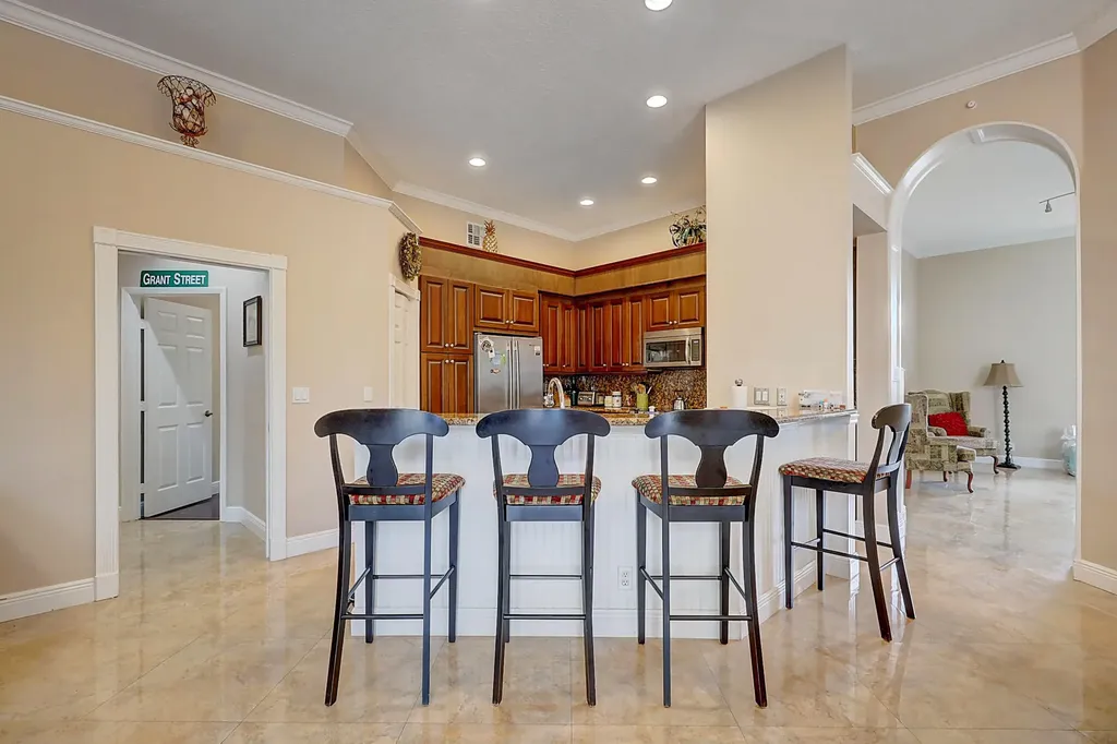 10207 Allamanda Boulevard Palm Beach Gardens FL 33410