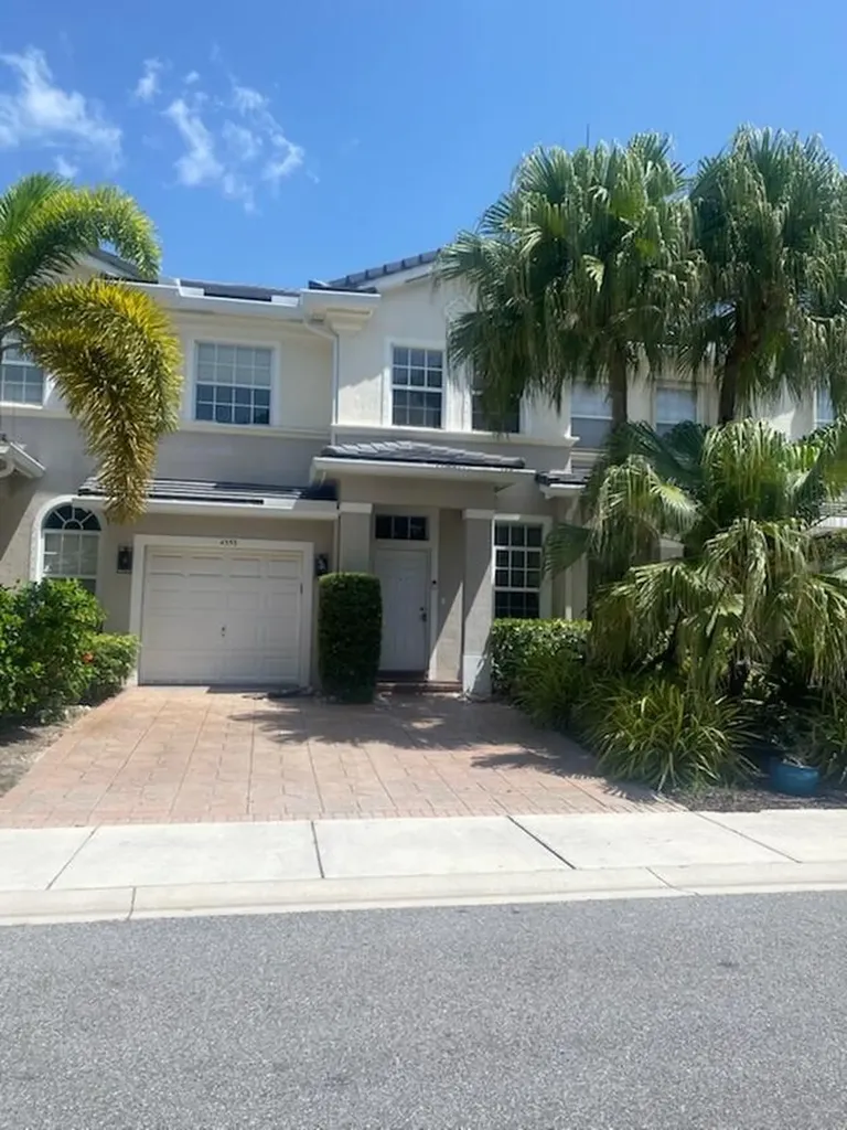 4353 Legacy Court Delray Beach FL 33445