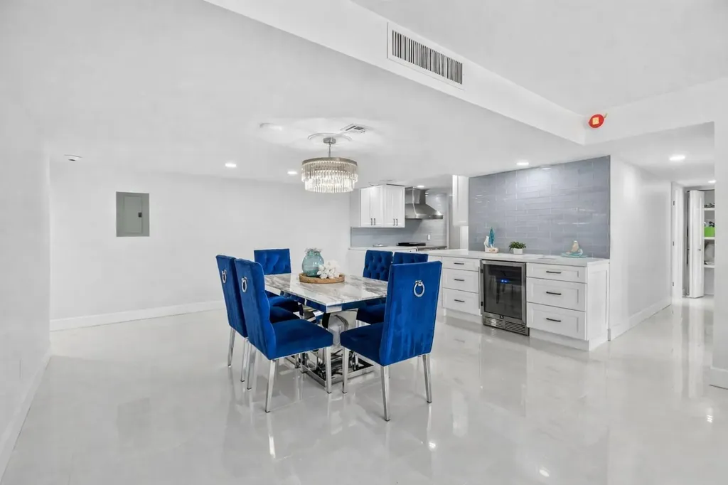 5600 N Flagler Drive West Palm Beach FL 33407
