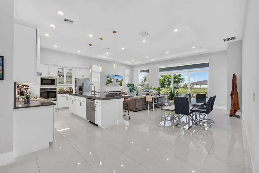 5469 Hutchinson Way Westlake FL 33470