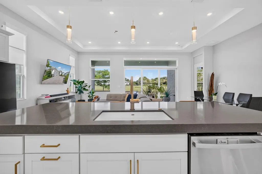 5469 Hutchinson Way Westlake FL 33470