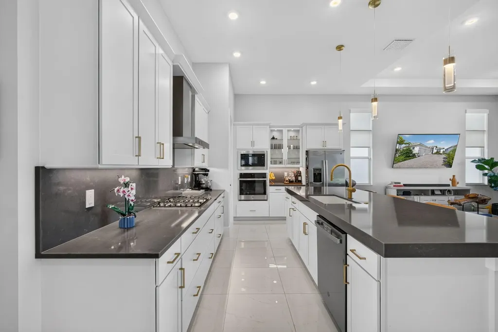 5469 Hutchinson Way Westlake FL 33470