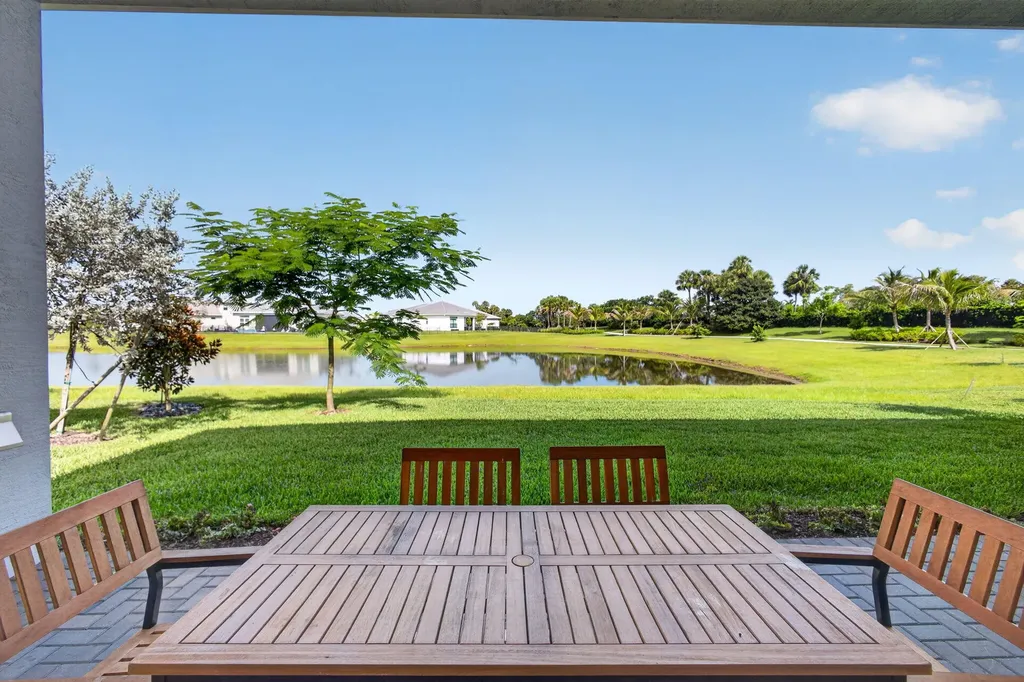 5469 Hutchinson Way Westlake FL 33470