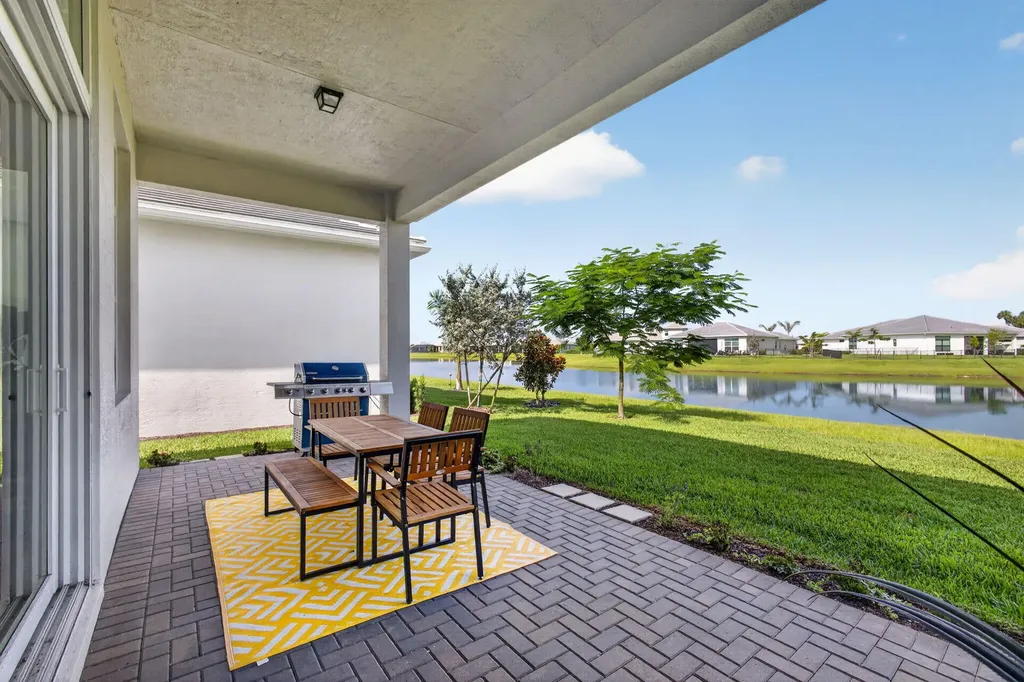 5469 Hutchinson Way Westlake FL 33470