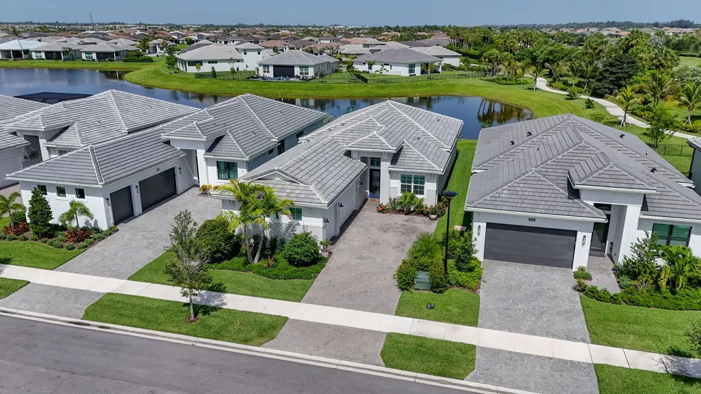 5469 Hutchinson Way Westlake FL 33470