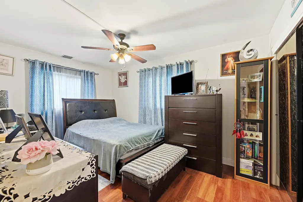 1310 SW 7th Avenue Deerfield Beach FL 33441