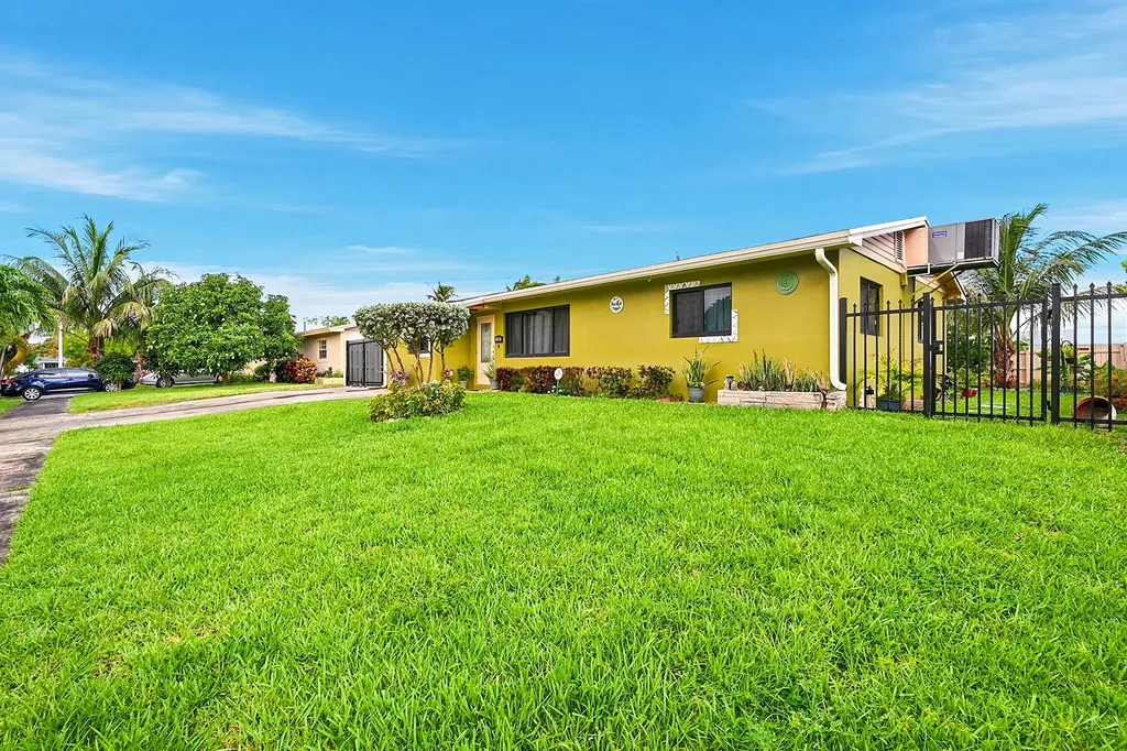 1310 SW 7th Avenue Deerfield Beach FL 33441