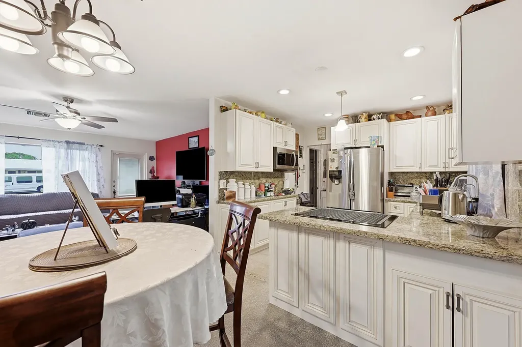 1310 SW 7th Avenue Deerfield Beach FL 33441