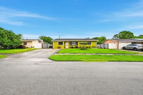 1310 SW 7th Avenue Deerfield Beach FL 33441