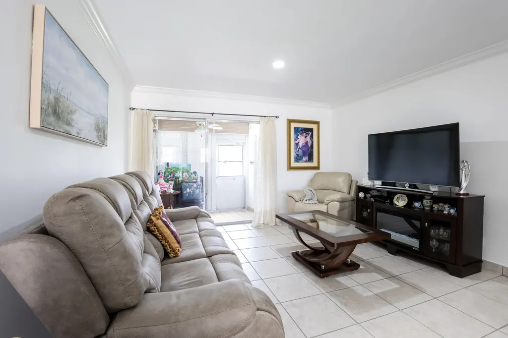 2631 Dudley Drive W West Palm Beach FL 33415