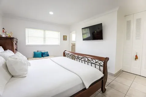 2631 Dudley Drive W West Palm Beach FL 33415