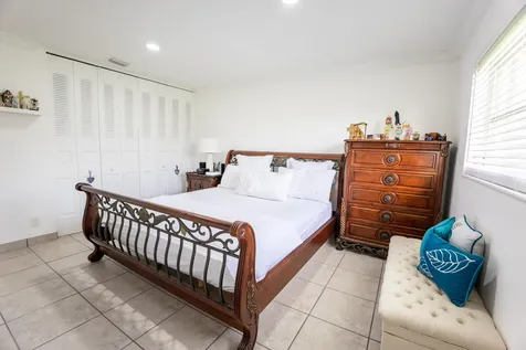 2631 Dudley Drive W West Palm Beach FL 33415