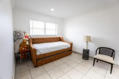 2631 Dudley Drive W West Palm Beach FL 33415