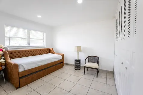 2631 Dudley Drive W West Palm Beach FL 33415