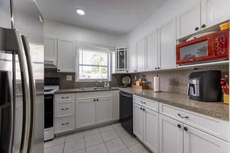 2631 Dudley Drive W West Palm Beach FL 33415