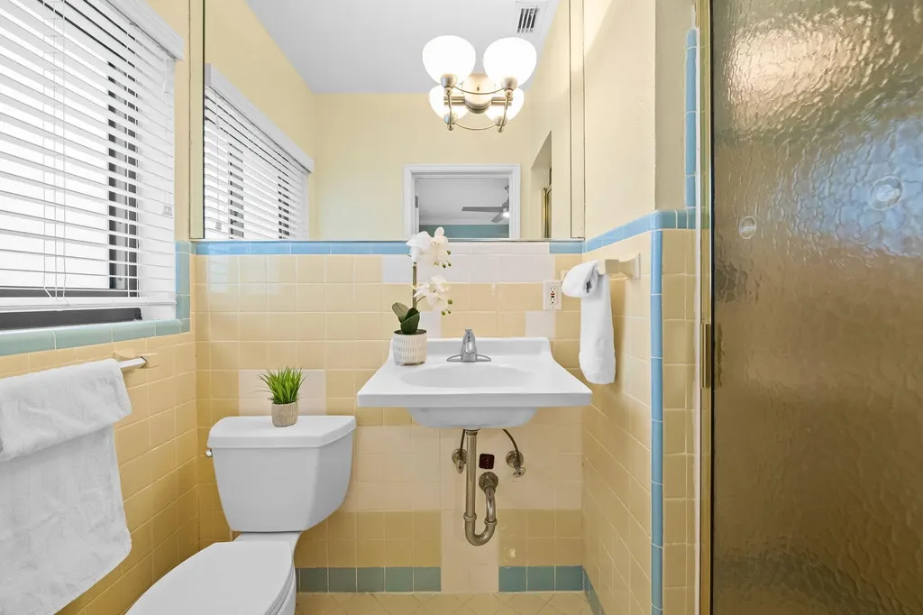 222 SE 16th Avenue Fort Lauderdale FL 33301