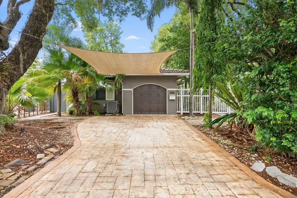 222 SE 16th Avenue Fort Lauderdale FL 33301