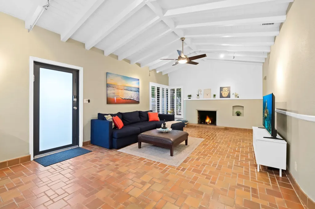 222 SE 16th Avenue Fort Lauderdale FL 33301